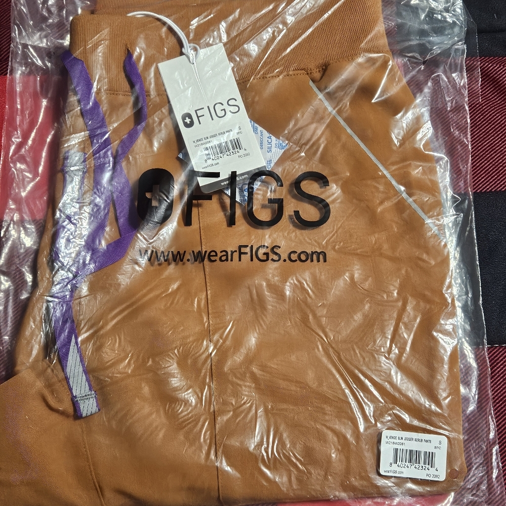 NWT FIGS Joggers S